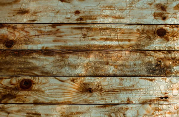 Hintergrund Aus Lackiertem Gebranntem Holz Mit Glänzenden Wassertropfen Aus Dem — Stockfoto