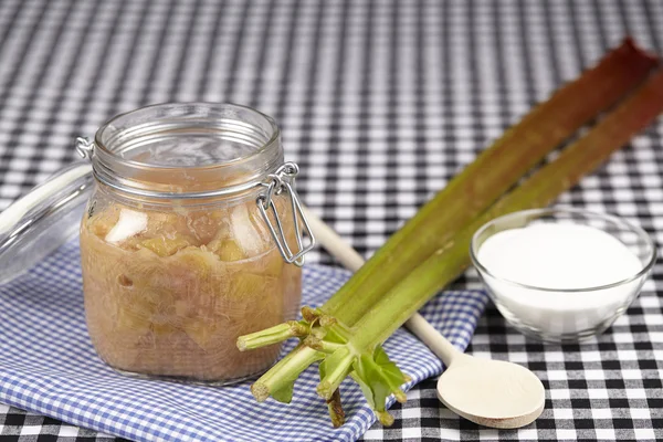 Pieplant - compote cooking — Stock Photo, Image