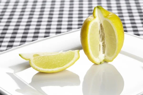 Citron och en fjärdedel — Stockfoto