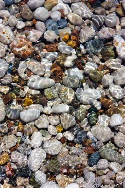 鹅卵石和水 — 图库照片