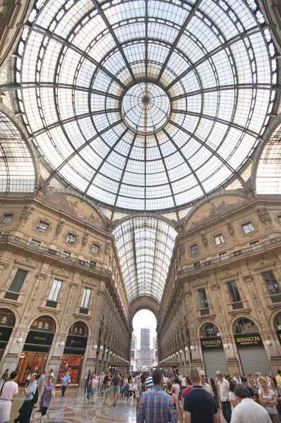 Milan köpcentrum — Stockfoto