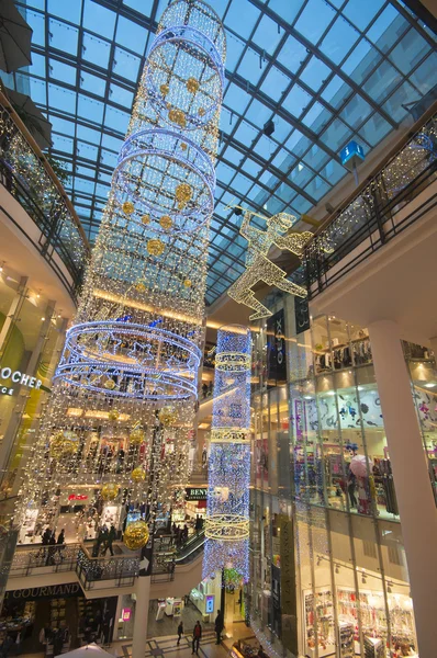 Decoraciones de Navidad en el centro comercial Palladium — Foto de Stock