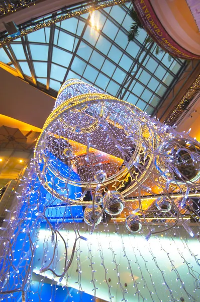 Decorazioni natalizie nel centro commerciale Palladium — Foto Stock