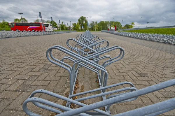 På parkeringen — Stockfoto