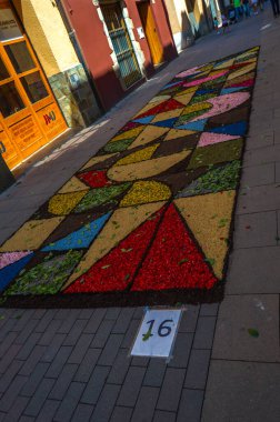 Alfombras de Flores naturales on el festival de Corpus Christi, Arbcies, Espaa, 2021