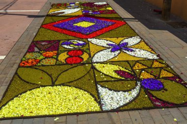 Alfombras de Flores naturales on el festival de Corpus Christi, Arbcies, Espaa, 2021
