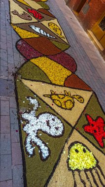 Alfombras de Flores naturales on el festival de Corpus Christi, Arbcies, Espaa, 2021