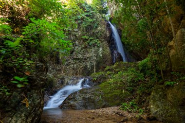 Huai Hee Luang Şelalesi, Mae Hong Son Eyaleti Tayland. Doğal cazibeler