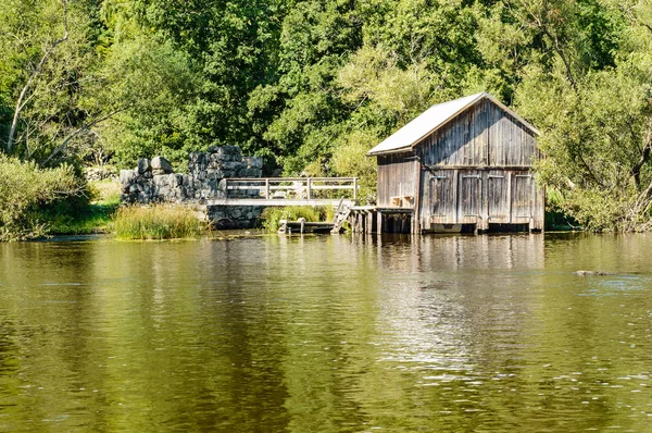 Ancienne maison de bateau — Photo