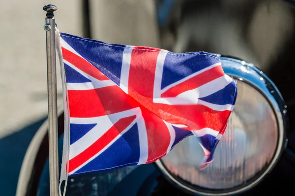 Bandeira britânica no carro — Fotografia de Stock