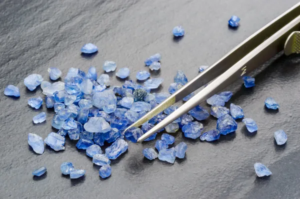 Blue sapphire — Stock Photo, Image