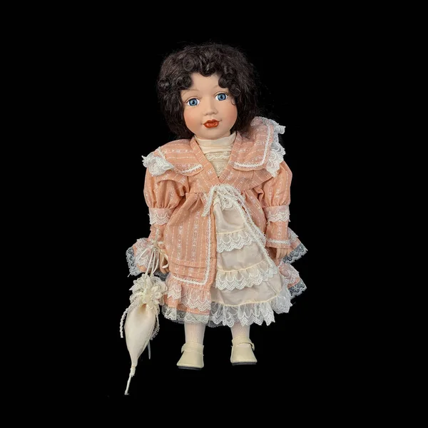 Porzellanpuppe Isoliert Auf Schwarzem Hintergrund Keramik Alte Dolly Vintage Kleidern — Stockfoto