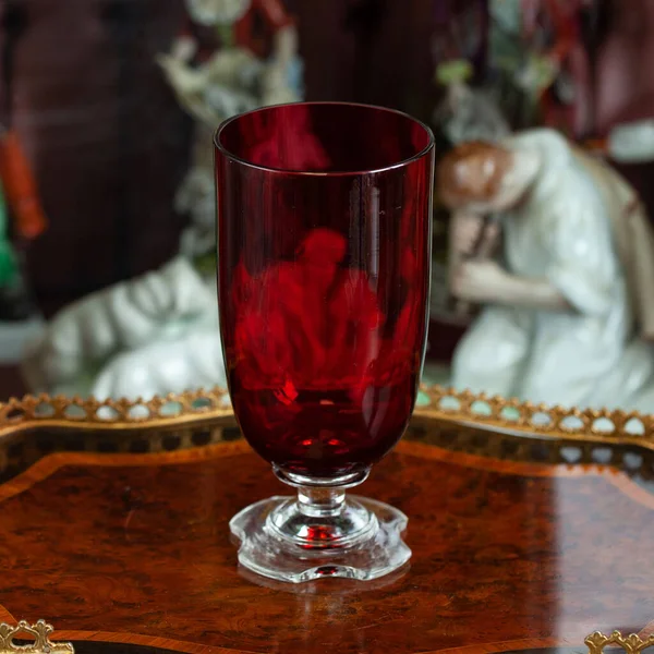 Antique Red Glass Flower Vase Interior Figured Vase Close Glass — Stockfoto