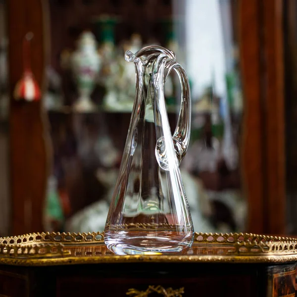 Glass Antique Decanter Luxury Interior Crystal Clear Wine Decanter Bohemian — Stockfoto