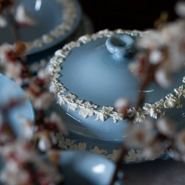 Antiek Brits Blauw Porselein Thee Set Wedding Tafel Setting Rijkelijk — Stockfoto