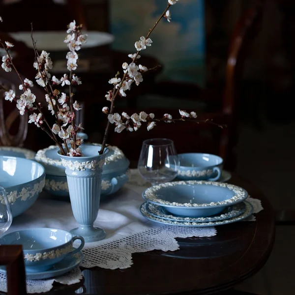 Antiek Brits Blauw Porselein Thee Set Wedding Tafel Setting Rijkelijk — Stockfoto