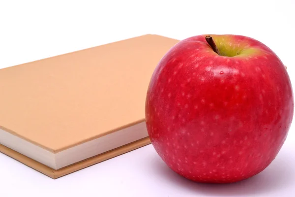 Apple y libro — Foto de Stock