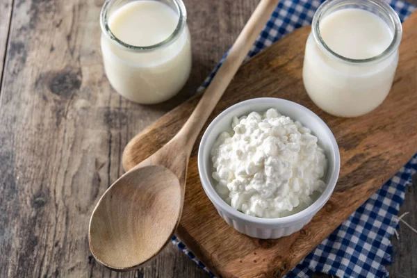 Milchkefir Körner Auf Holztisch — Stockfoto