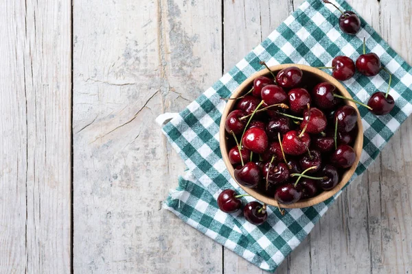 Fresh Cherries Water Drops Wooden Bowl White Wooden Table Top — Photo