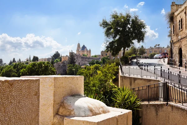 The narrow streets of the old city. Jerusalem. — Stock Photo, Image