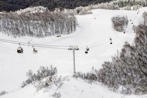 Skilift in Sotsji Krasnaja Poljana — Stockfoto