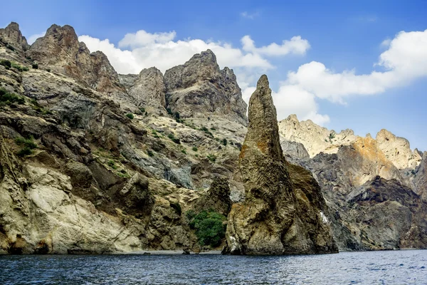 Crimea, extinct volcano Kara-Dag mountain reserve, Ukraine — Stock Photo, Image