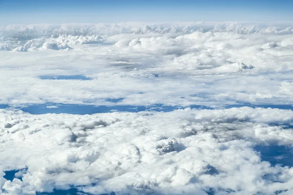 Blick auf die Wolken aus der Höhe — Stockfoto