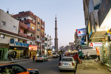 Hurghada, Mısır akşam aydınlatma merkezi sokak