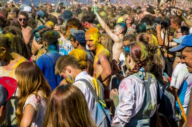 Genç Hintli boyalar festival insanların 