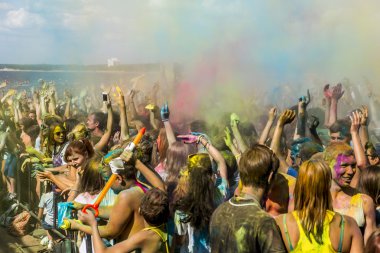 Genç Hintli boyalar festival insanların 
