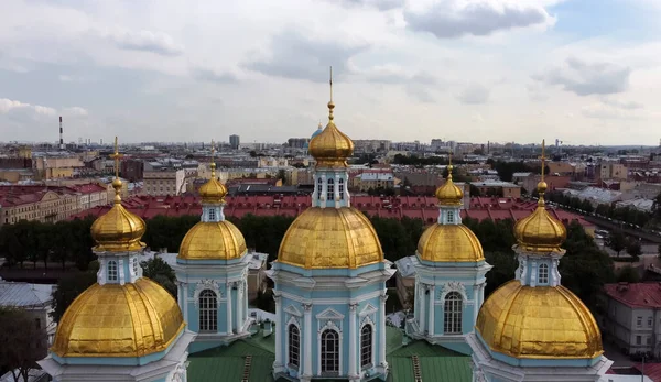 Sankt Petersburg Ryssland Augusti 2021 Flyg Helikopter Över Nikolskijs Marinkatedral — Stockfoto