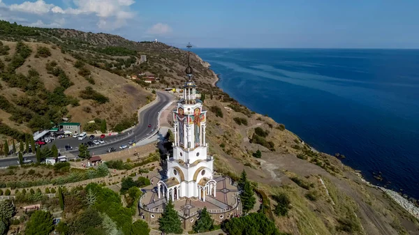 Malorechenskoe Crimea September 2021 Saint Nicholas Temple Leuchtturm Krim Denkmal lizenzfreie Stockfotos