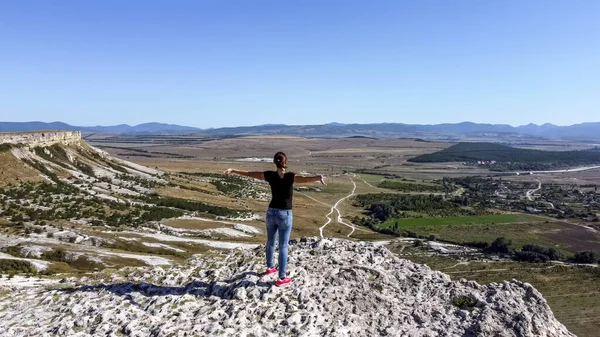 White Rock Kaya Crimea September 2021 Girl Poses Standing Edge — Stock Photo, Image