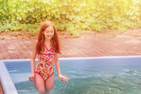 Teenager Positive Mood Vacation Swimsuit Girl Pool — Stock Photo, Image