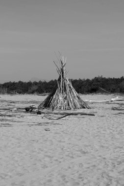 Torre del Lago Plajı 'nda inşaat çalışmaları var.