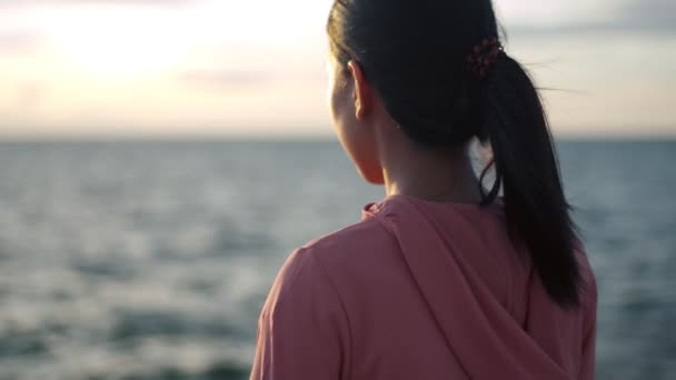 Woman Runner Standing Seaside Taking Break Exercising Admiring View Beach — Stock Video