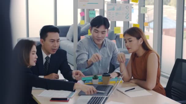 Group Asian Business Brainstorming Discussion Creative Team Meeting Modern Workspace Royalty Free Stock Video