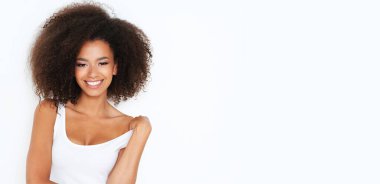 İnce modelin taze fotoğraf çekimi.