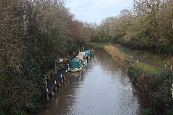 Lastkähne Ankern Auf Dem Bridgewater Und Taunton Canal Somerset Wurde — Stockfoto