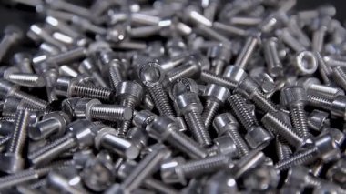 Paslanmaz çelik DIN 912 Allen siyah arka planda vida