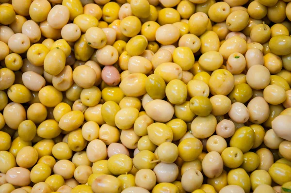 Yellow olives — Stock Photo, Image