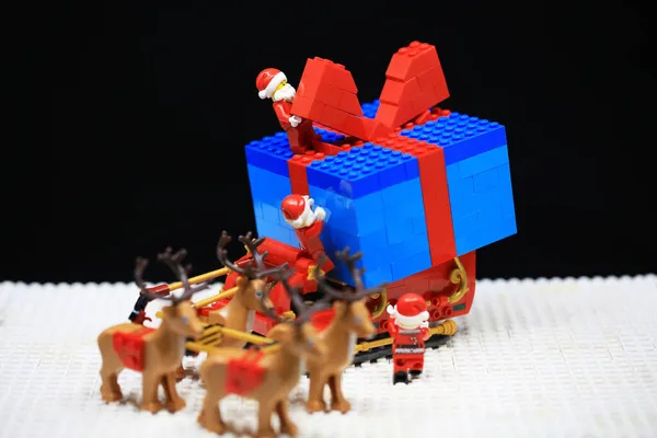Hongkong November 2021 Weihnachtsmann Mit Hirschwagen Bringt Das Große Geschenk — Stockfoto