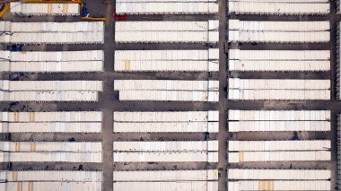  Tsing Yi Mobil kulübesi Hopsital, bir Covid-19 izolasyon merkezi ve Pekin 'in Hong Kong' a yardım ettiği yeni karantina tesisleri.