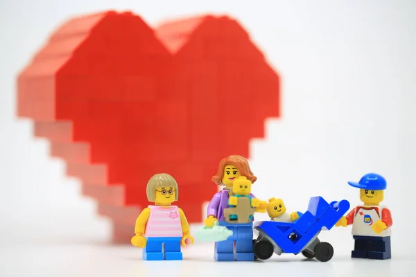 Lego il cuore della coppia — Foto Editoriale Stock © lewistse #164424672