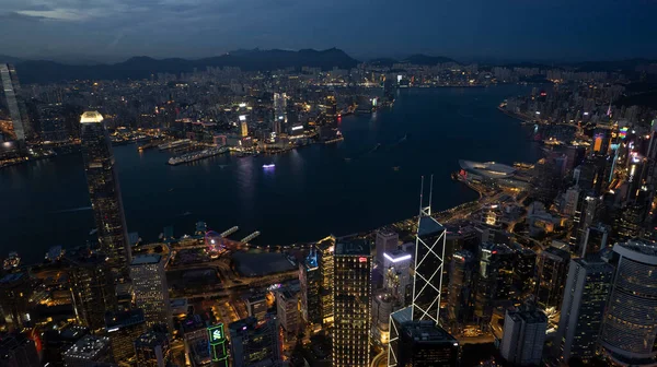 Zona Commerciale Centrale Con Victoria Harbour Drone Notte — Foto Stock