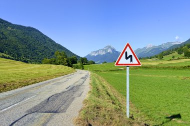 yol işareti