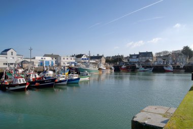 küçük bir balıkçı limanı