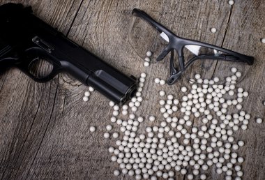 Airsoft Tabanca ile gözlük 