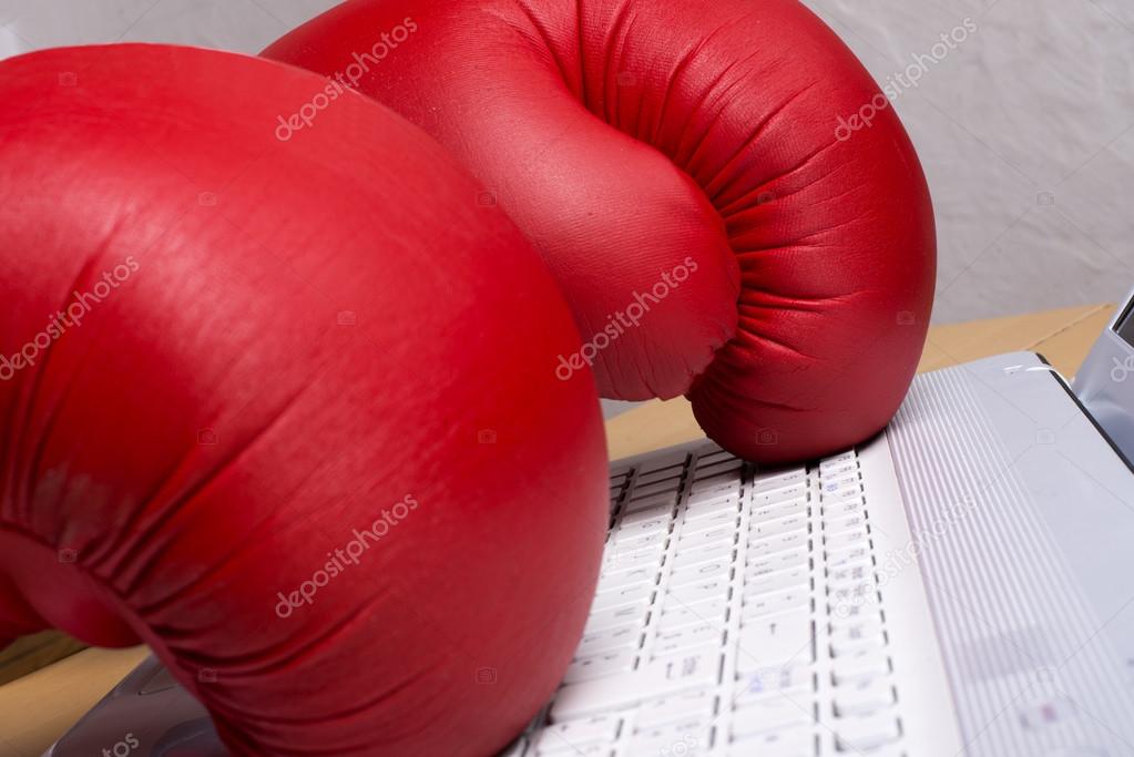Le Bar à Domi - Page 5 Depositphotos_45140811-stock-photo-writing-with-boxing-gloves-on