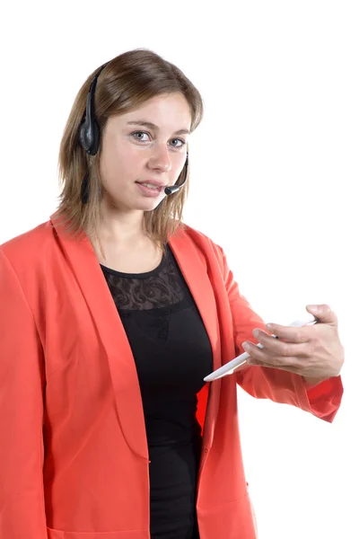 Jonge vrouw met digitale tablet — Stockfoto